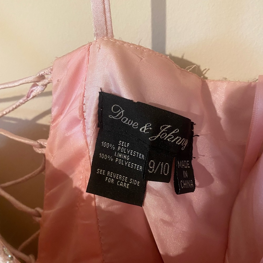 Pink corset prom dress - Picture 4 of 5